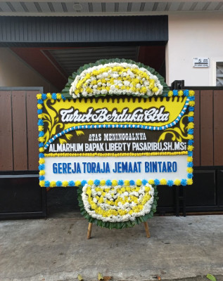 Papan Bunga Duka di Kaserangan